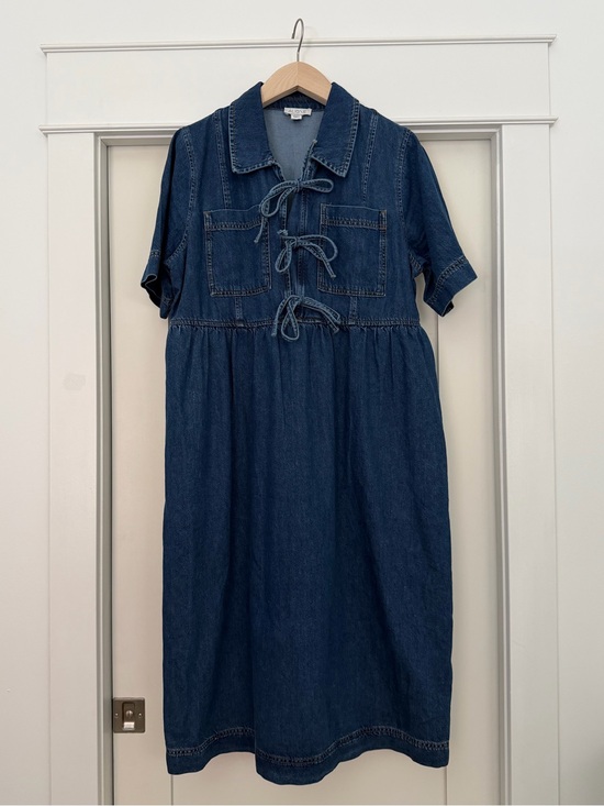 Aligne Dresses & Skirts - Aligne Denim Bow Dress from Anthropologie
